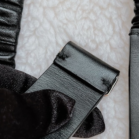 Auth Chanel Ss19 CC Logo Elastic Ruched Waist-belt Size.85 -Extremely Rare - Picture 10 of 15